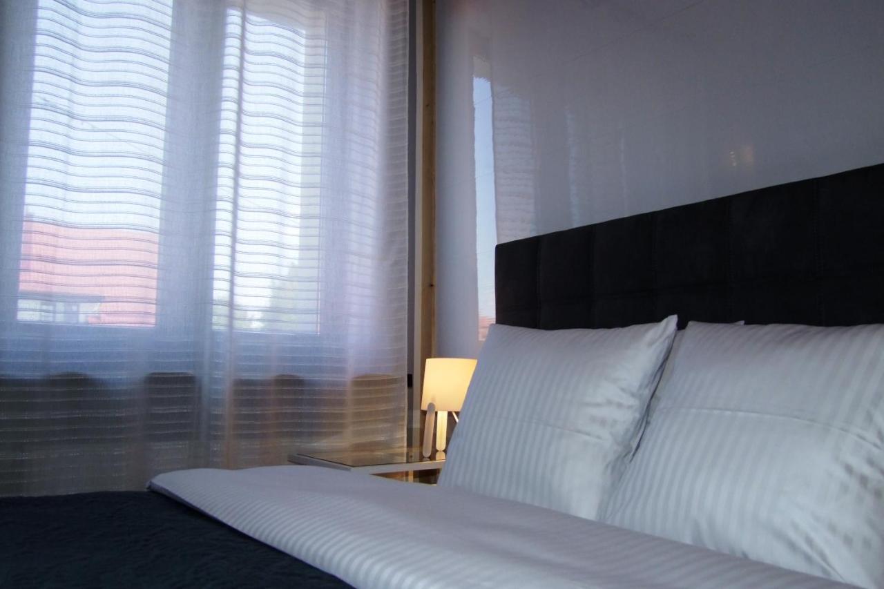 Mazurski Zakatek-Apartamenty Mikołajki Buitenkant foto